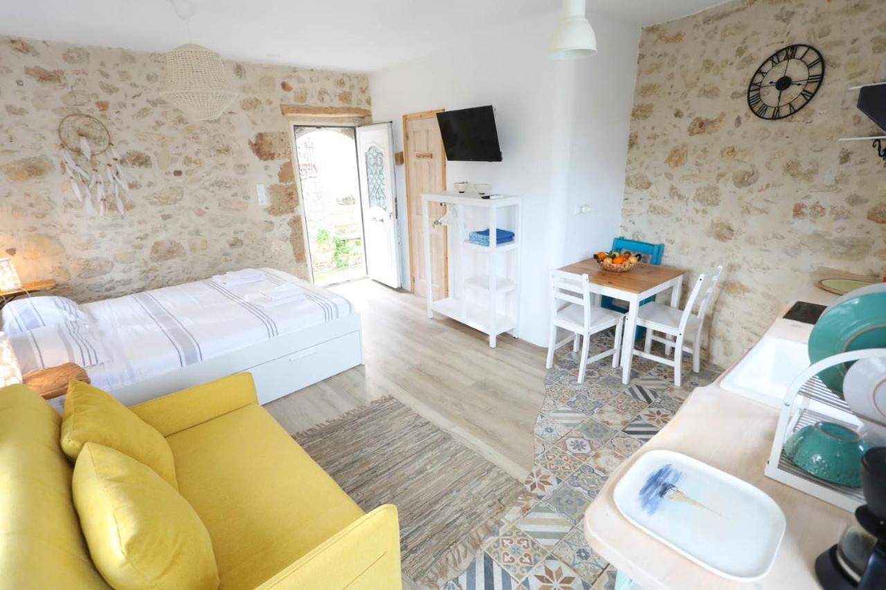 Ravi Boutique Home - 1 Minute Walk From Beach Kalyves Ngoại thất bức ảnh