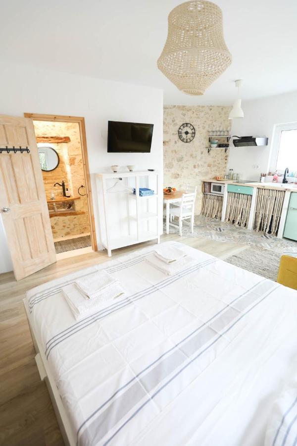 Ravi Boutique Home - 1 Minute Walk From Beach Kalyves Ngoại thất bức ảnh