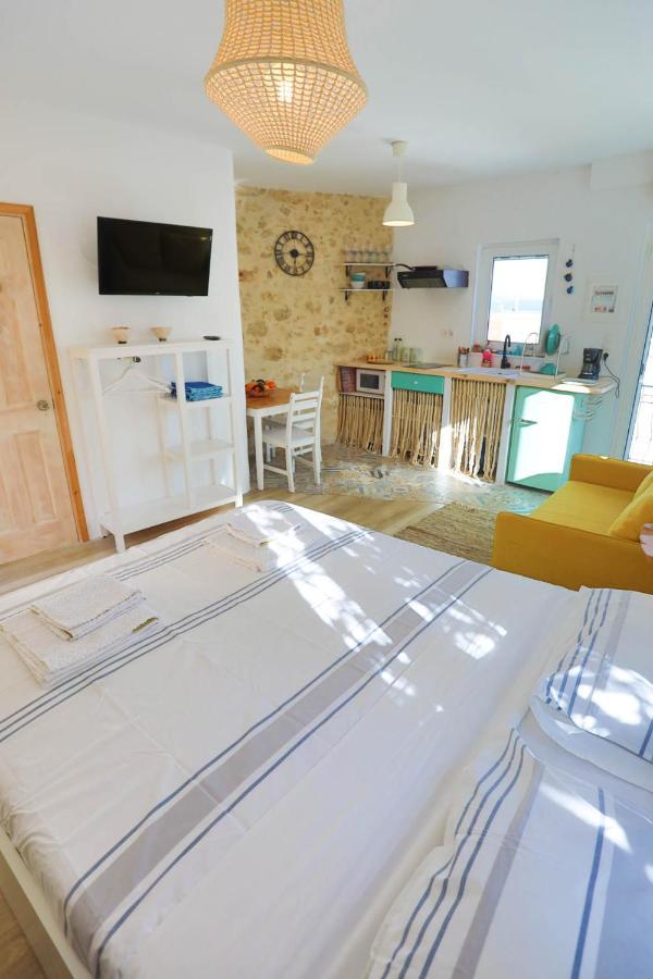 Ravi Boutique Home - 1 Minute Walk From Beach Kalyves Ngoại thất bức ảnh